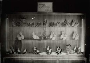 Ausstellung von Industrie und Handwerk in Roßwein 1953