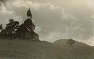 Tollenstein (heute Tolštejn / Tschechien). Kirche (wahrscheinlich der Burg Tollenstein (Tolštejn)). Blick zum Tannenberg