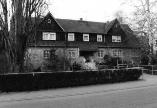 Werkmeisterwohnungen der Fa. W. Euler; Bensheim, Friedhofstraße 86, Friedhofstraße 90, Friedhofstraße 88