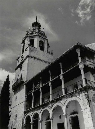 Die Kirche Santa Maria la Mayor in Ronda, Andalusien