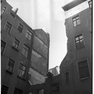 Negativ: Ruine, Koburger 14, 1955