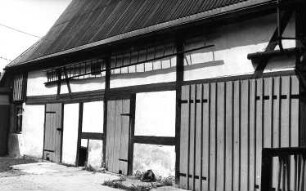 Wilsdruff-Grund-Wüstarabien. Lohmühle Wüstarabien, Wirtschaftsgebäude, Hofseite