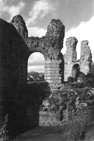 Trier. Kaiserthermen (Anfang 4. Jahrhundert begonnen). Caldarium. Süd-Apsis a von Südosten
