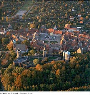 Stolpen. Burgberg, Kirche und Marktplatz