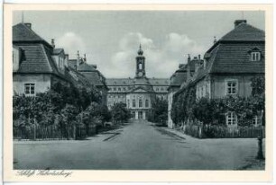 Schloss Hubertusburg. Blick zur Hauptfassade des Schlosses