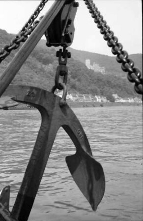 Durchblick durch Anker auf Schloss Stolzenfels