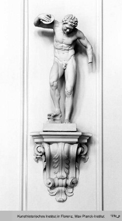 Tanzender Faun