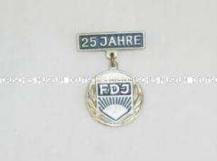 FDJ (Freie Deutsche Jugend), 25 Jahre