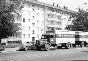 Freiburg: LKW in der Wohnstraße