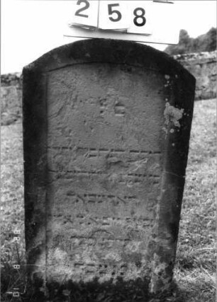Grabstein 258