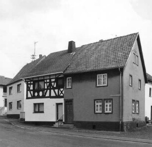 Dornburg, Gemündener Straße 2, Gemündener Straße 6