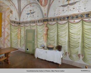 Dekorative Ausmalung : Westwand