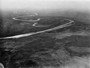 Air viwe of the Tigris river S.W of Baghdad [Bagdad]
