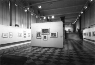 Dresden. Ausstellung "Natur und Heldenleben - Deutsche und Schweizer Zeichnungen der Goethezeit aus dem Bestand der Graphischen Sammlung Albertina in Wien" im Albertinum 28.03.-01.06.1998. Mosaiksaal