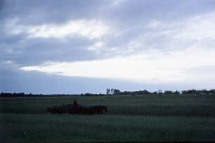 Landschaftsbild bei Schwarze Schwarze Pumpe. : Krajina pola Čorneje Pumpy.