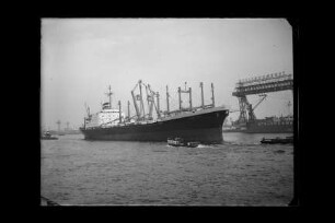 Hammonia (1965), Hapag.- Hamburg-Amerikanische Packetfahrt-Actien-Gesellschaft, Hamburg, Hapag-Lloyd AG, Hamburg