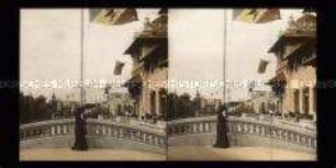 Blick von der Kanalbrücke am Electricity Building auf afrikanischenPavillon und Aeriocycle, Pan-American Exposition, Buffalo