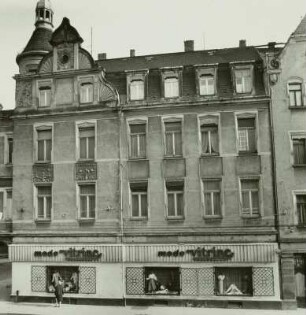 Dresden-Blasewitz, Hüblerstraße 2. Wohn- und Geschäftshaus (1899). Straßenfront (von der Loschwitzer Straße)