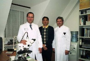 Freiburg im Breisgau: Mitarbeiter der Frauenklinik des Universitätsklinikums