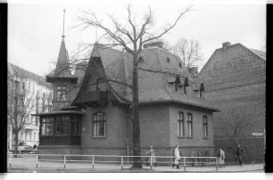 Kleinbildnegative: Landhaus und Gemeindehaus am Friedrich-Wilhelm-Platz, 1983