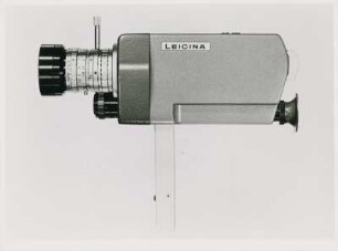 Schmalfilmkamera "Leicina 8 SV"der Ernst Leitz GmbH mit Objektiv "Paris"