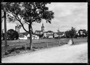 Triptis. Stadtansicht mit Burg Triptis und Stadtkirche St. Marien