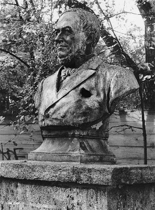 Büste von Wilhelm Schwartz; Berlin, Mitte