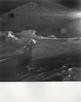 Winterlicher Bergzauber im Gegenlicht