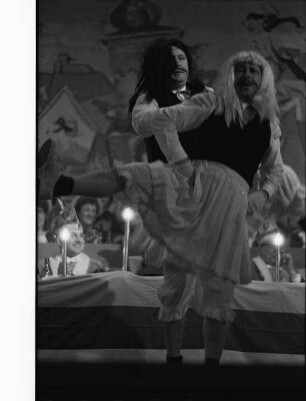 Damen- und Fremdensitzung der Karnevalsgesellschaft "Badenia" in der Stadthalle.