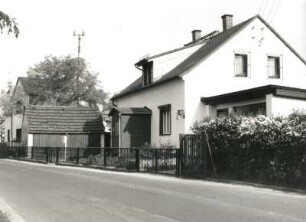 Dresden-Cossebaude, Grenzstraße 2 (6). Wohnhaus (um 1890). Straßenansicht