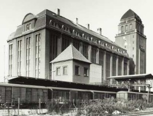 Dresden-Friedrichstadt, Waltherstraße 2. Ehem. Bienertsche Hafenmühle (1913; W. Lossow, M. H. Kühne)