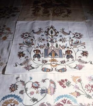 Skyros, Faltaits-Museum. Inseltypische Stickereien des 18. Jh.