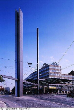 Zentralhaltestelle der Dresdner Verkehrsbetriebe (Inbetriebnahme 16.06.2006)
