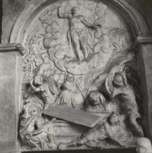 Epitaph für Bertold von Oldershausen, Hauptrelief mit Christi Himmelfahrt