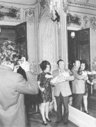 Exkursion der DSF in die Sowjetunion: Teilnahme an einer Taufe (Leningrad?)