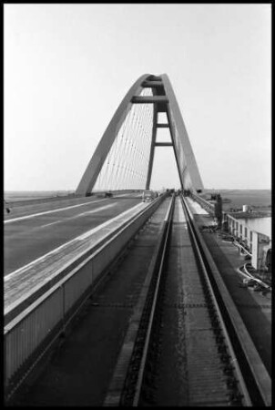 Fehmarnsund: Fehmarnsundbrücke, aus dem Fenster des Aussichtswagen