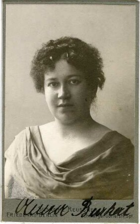 Burkert, Anna