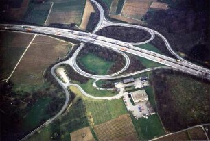 AS Weinsberg/Ellhofen mit Autobahnmeistereistützpunkt