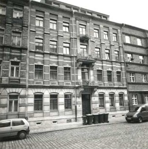 Dresden-Pieschen, Robert-Matzke-Straße 49. Wohnhaus (um 1900)
