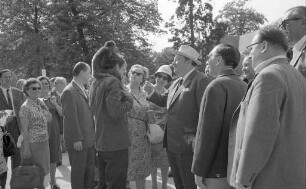 Informationsbesuch des Karlsruher Stadtrats im Stadtgarten und im Zoo.