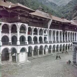 Das Kloster des heiligen Iwan von Rila, ein orthodoxes Kloster im Rila-Gebirge im südwestlichen Bulgarien