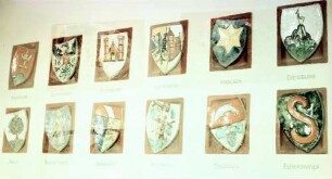 Offenburg: Wappen im Landratsamt, Reihe