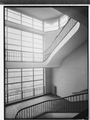 Schule Adlerstraße (Hamburg-Barmbek): Treppenhaus : SchumacherWV Nr. 273