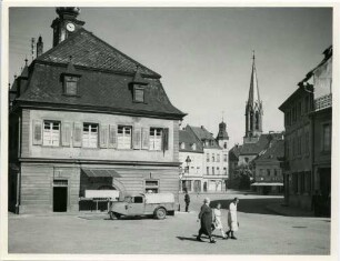 Emmendingen: Adolf-Hitler-Platz mit Rathaus