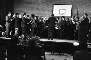 Tiengen: Turnhalle; Chor; Tiengen - Mengen