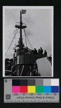 Flakstände auf einem unbek. Kriegsschiff