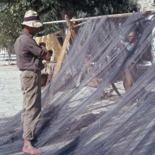 Samos, Pythagórion. Netzeflicker in Pythagorio