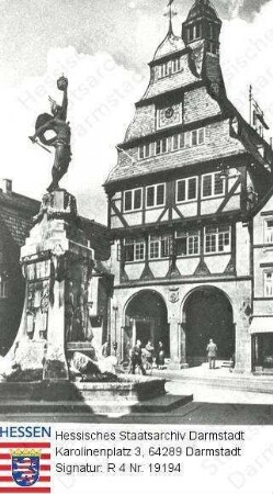 Gießen, Marktplatz mit Kriegerdenkmal