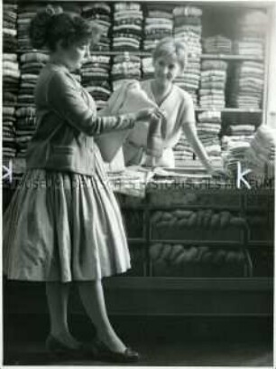 Strickwaren-Verkauf