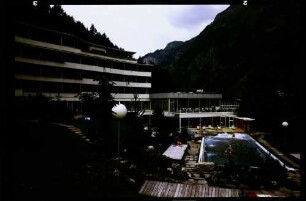 keine Beschreibung [Bad Vals: Thermal-Wellenbad mit Hotel]